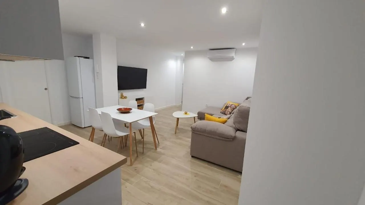 Apartamento A Pie De Playa. Cadiz